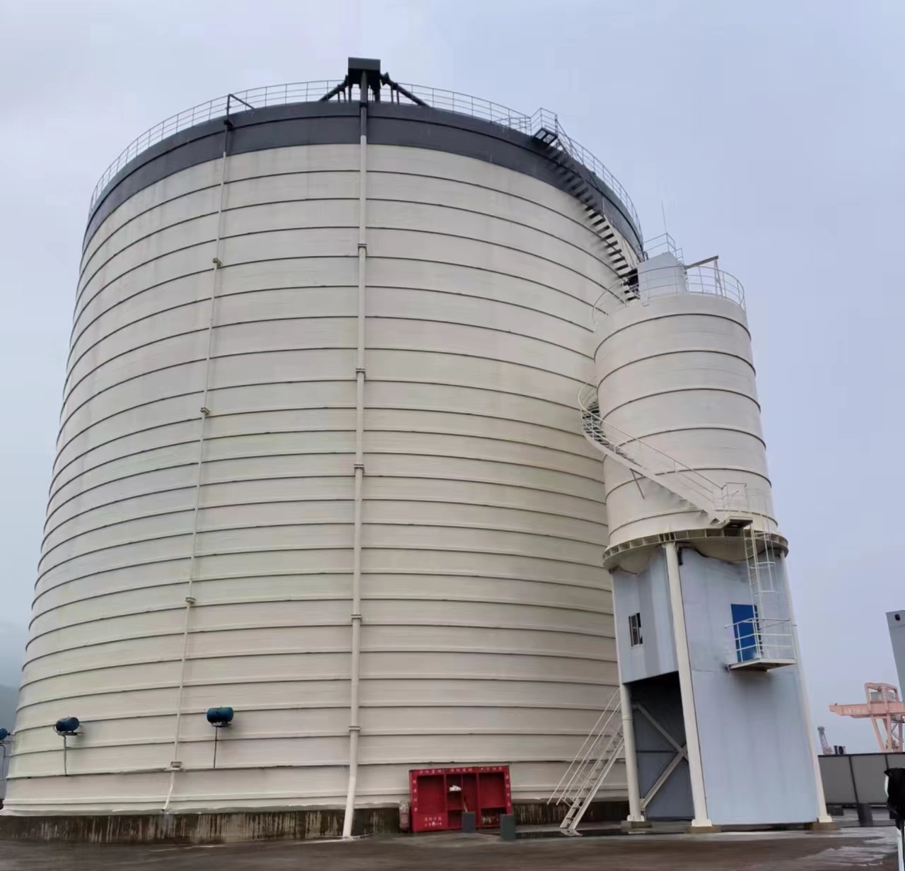 卢氏10万吨水泥钢板库